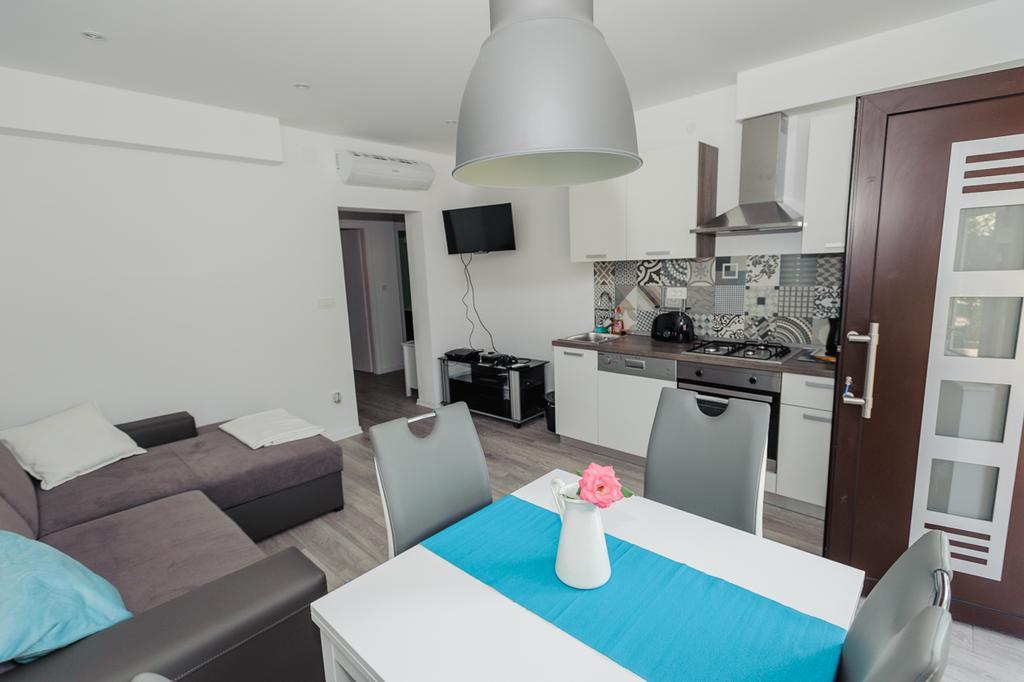 Dadule Apartments Podstrana Chambre photo